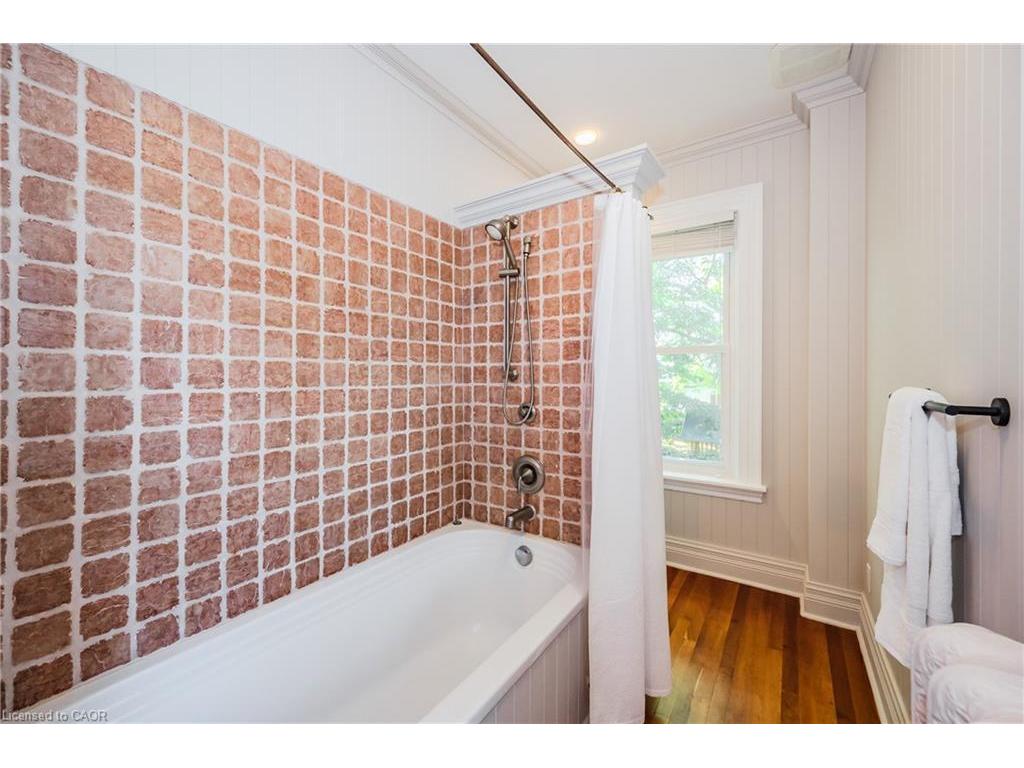 









138


Dublin

Street North,
Guelph,




ON
N1H 4N7

