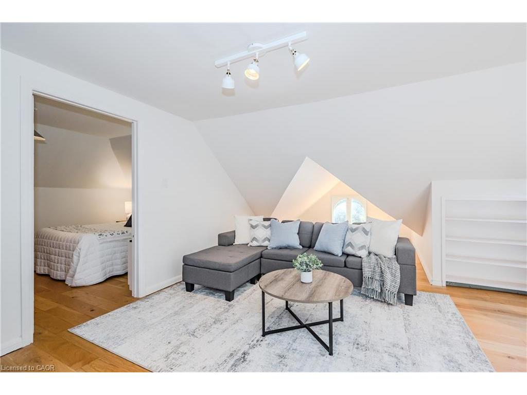 









138


Dublin

Street North,
Guelph,




ON
N1H 4N7

