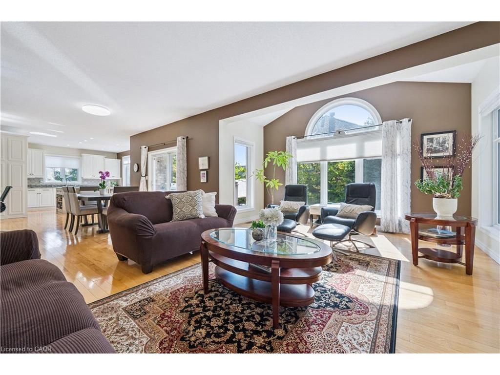 









867


Creekside

Drive,
Waterloo,




ON
N2V 2S7

