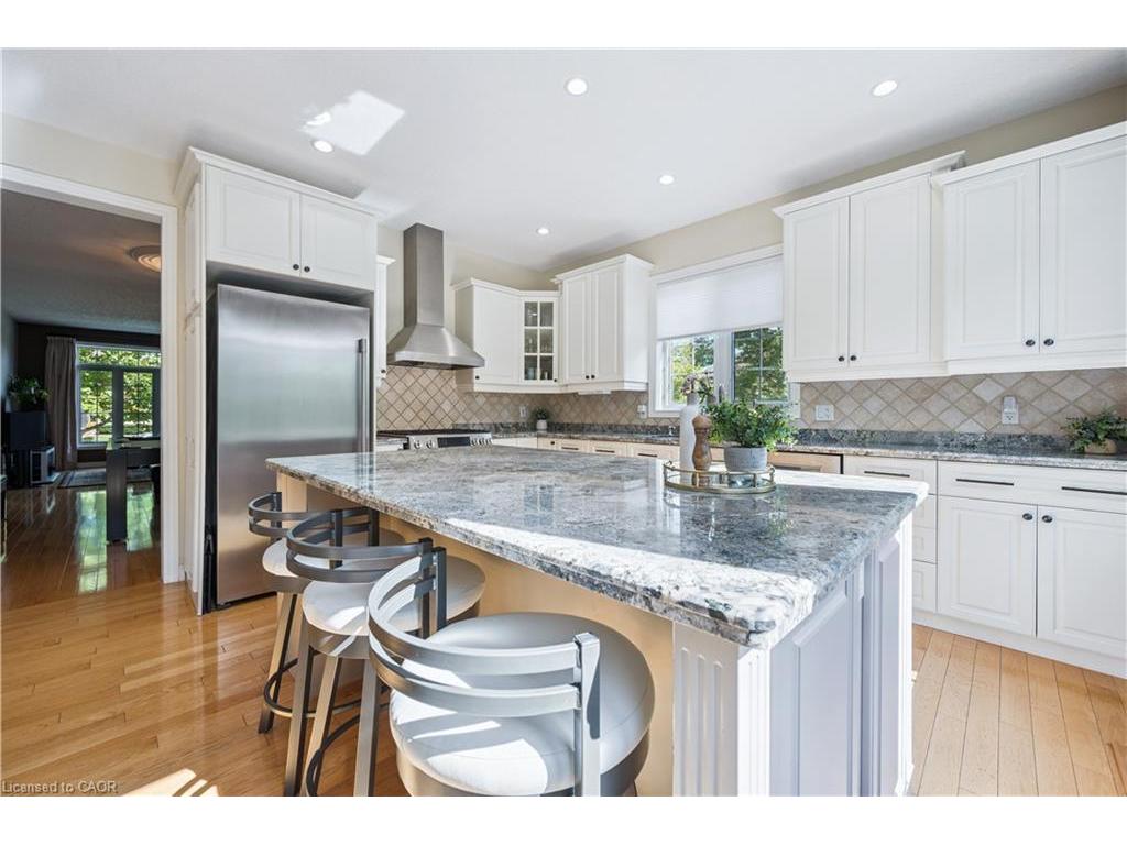 









867


Creekside

Drive,
Waterloo,




ON
N2V 2S7

