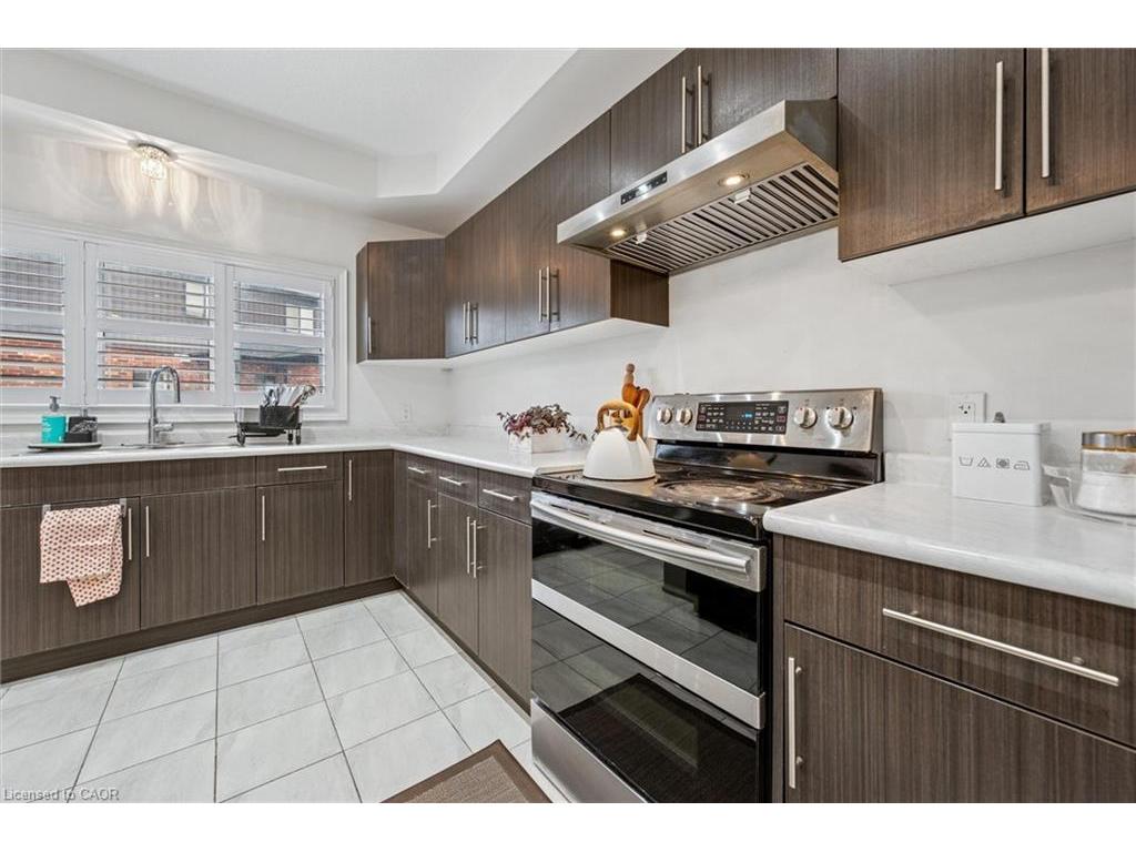 









77


Eaglecrest

Street,
Kitchener,




ON
N2K 4K1

