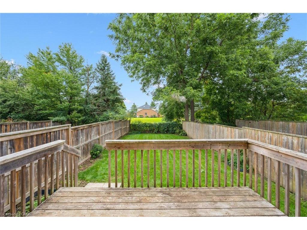 









470


Elora

Street,
Fergus,




ON
N1M 1Y8

