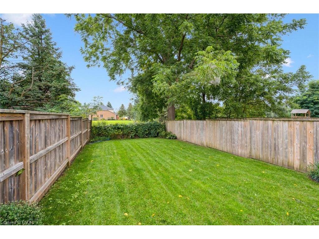 









470


Elora

Street,
Fergus,




ON
N1M 1Y8

