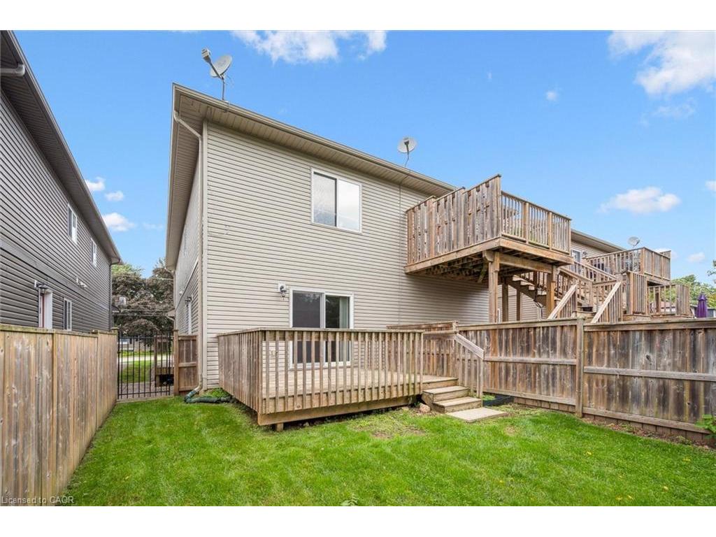 









470


Elora

Street,
Fergus,




ON
N1M 1Y8

