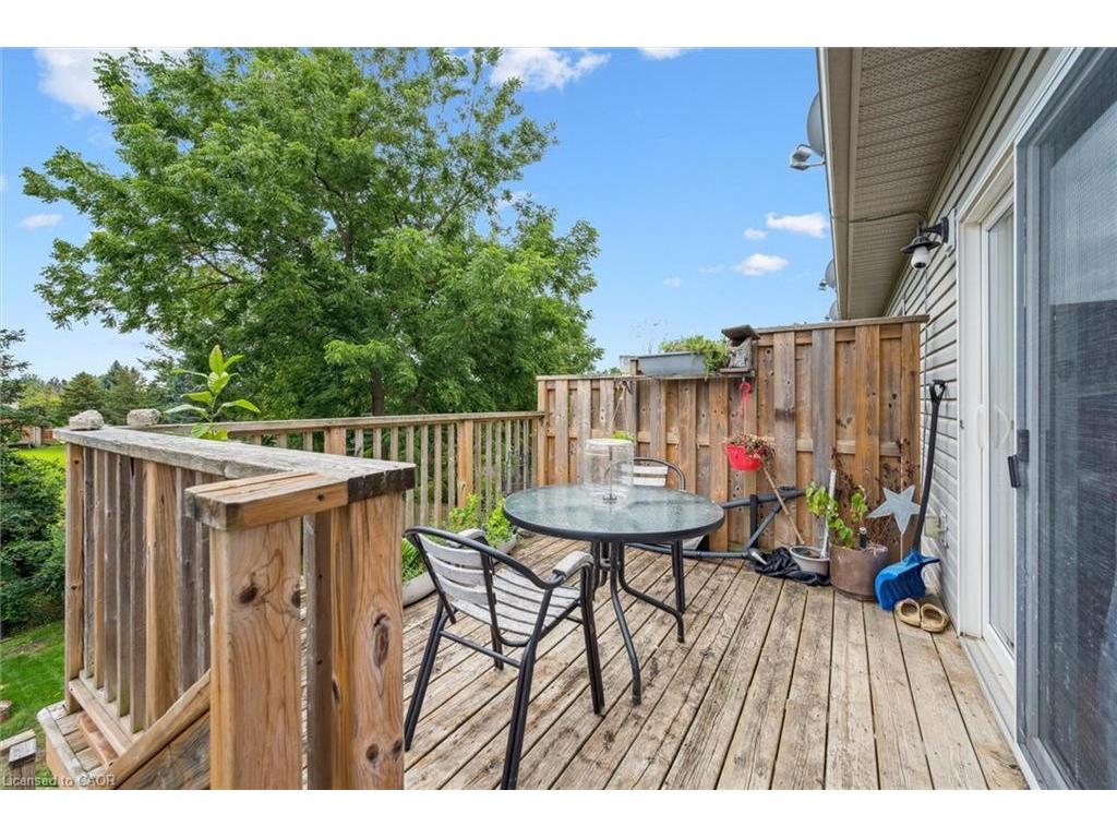 









470


Elora

Street,
Fergus,




ON
N1M 1Y8

