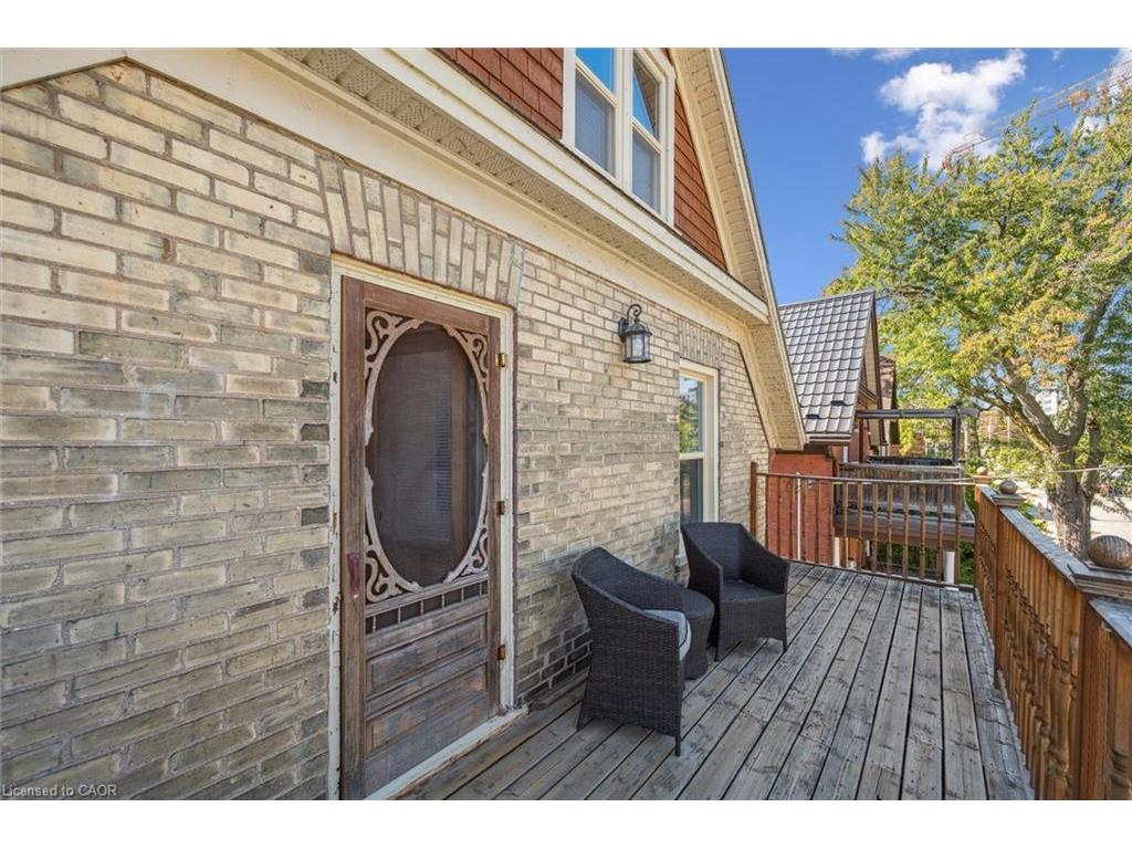 









233


Duke

Street East,
Kitchener,




ON
N2H 1B2

