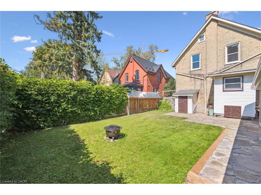 









233


Duke

Street East,
Kitchener,




ON
N2H 1B2

