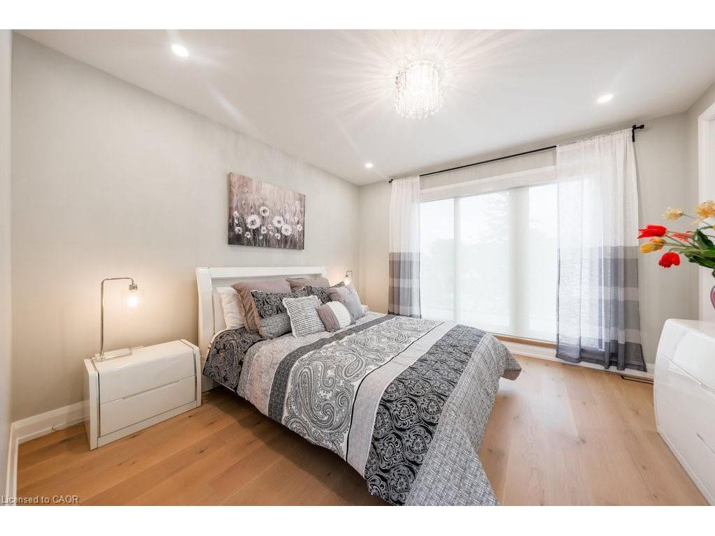 









105


Tenth

Street,
Toronto,




ON
M8V 3E9

