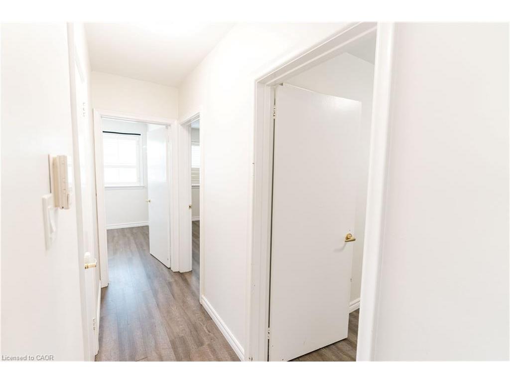 









365


Sandhurst

Drive,
Oakville,




ON
L6L 4L1

