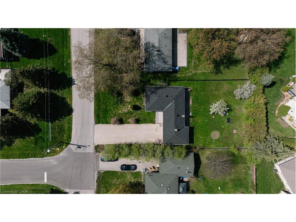 









365


Sandhurst

Drive,
Oakville,




ON
L6L 4L1


