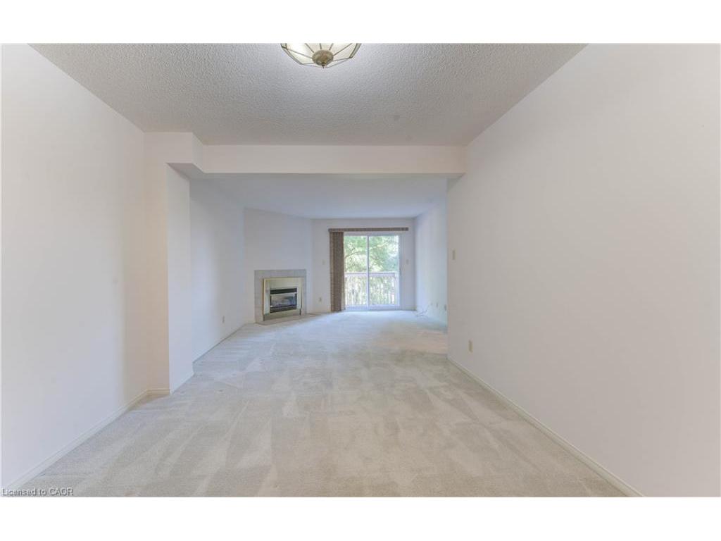 









523


Beechwood

Drive, 5,
Waterloo,




ON
N2T 2G7

