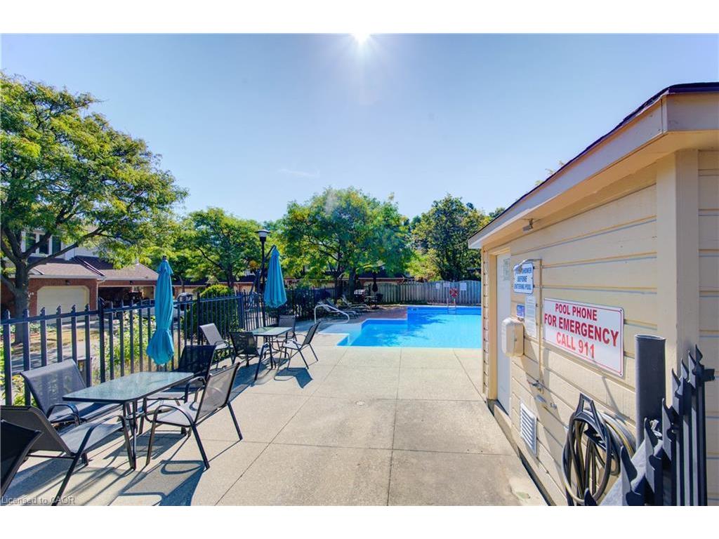 









523


Beechwood

Drive, 5,
Waterloo,




ON
N2T 2G7

