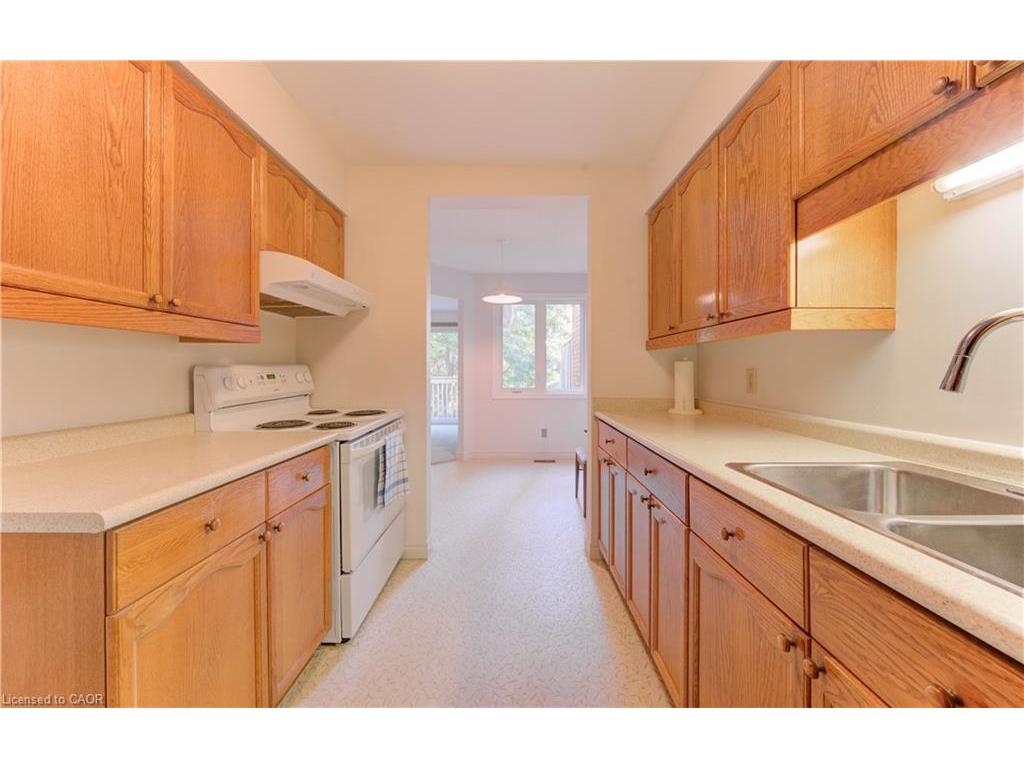 









523


Beechwood

Drive, 5,
Waterloo,




ON
N2T 2G7

