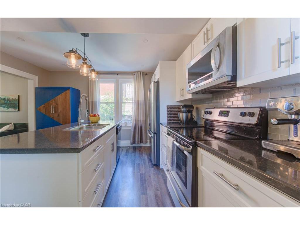 









88


Dekay

Street,
Kitchener,




ON
N2H 3T6

