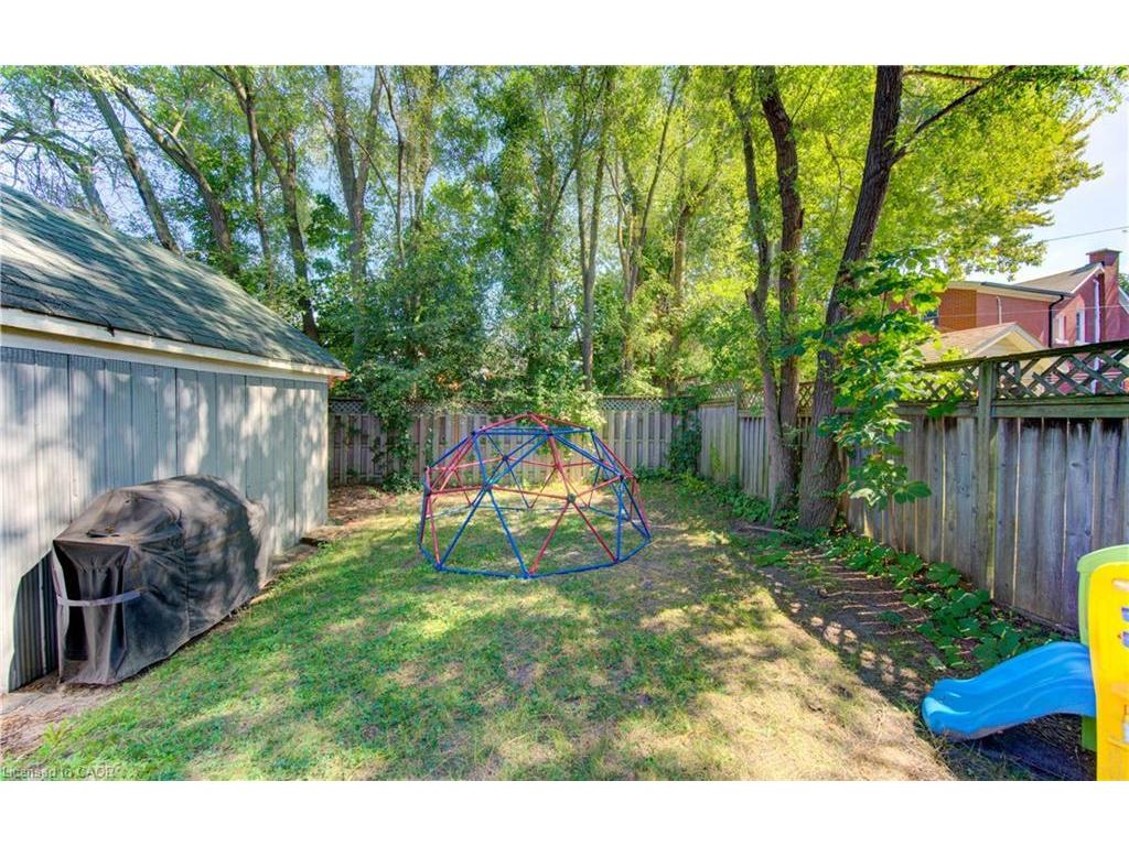 









88


Dekay

Street,
Kitchener,




ON
N2H 3T6

