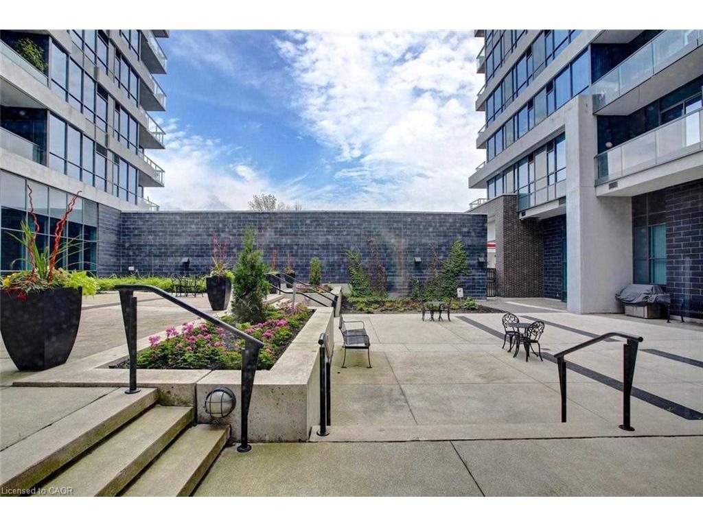 









1


Hurontario

Street, 1606,
Mississauga,




ON
L5G 0A3

