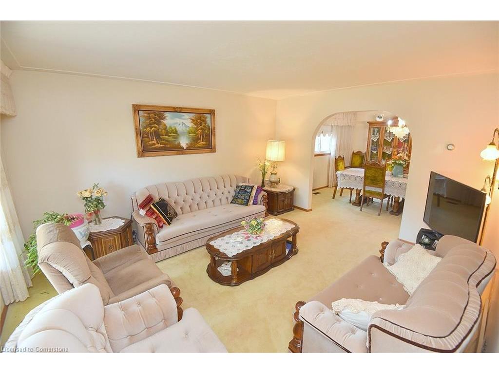 









122


Mount Albion

Road,
Hamilton,




ON
L8K 5S8

