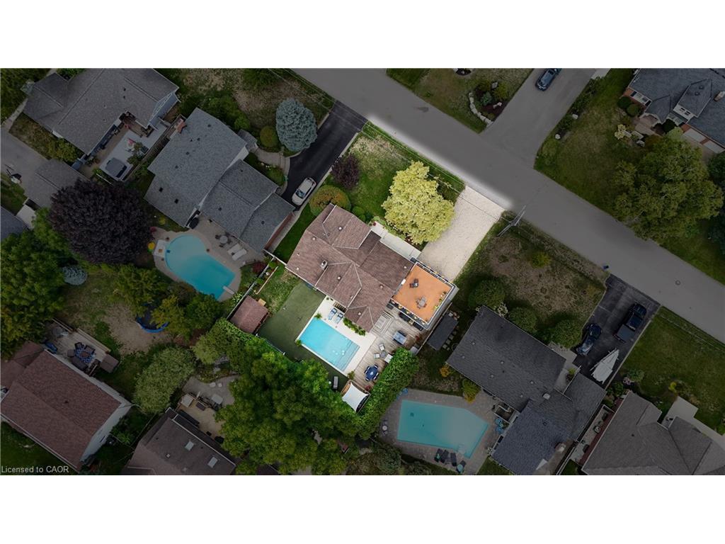 









912


Boothman

Avenue,
Burlington,




ON
L7T 1P4

