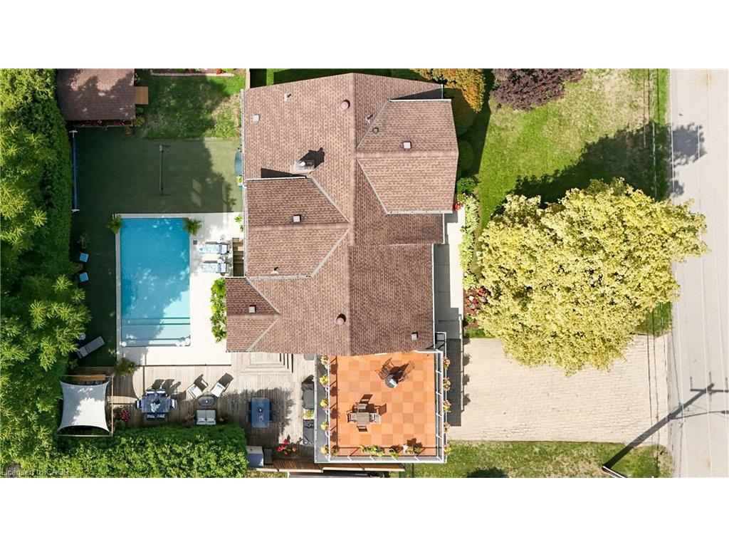 









912


Boothman

Avenue,
Burlington,




ON
L7T 1P4

