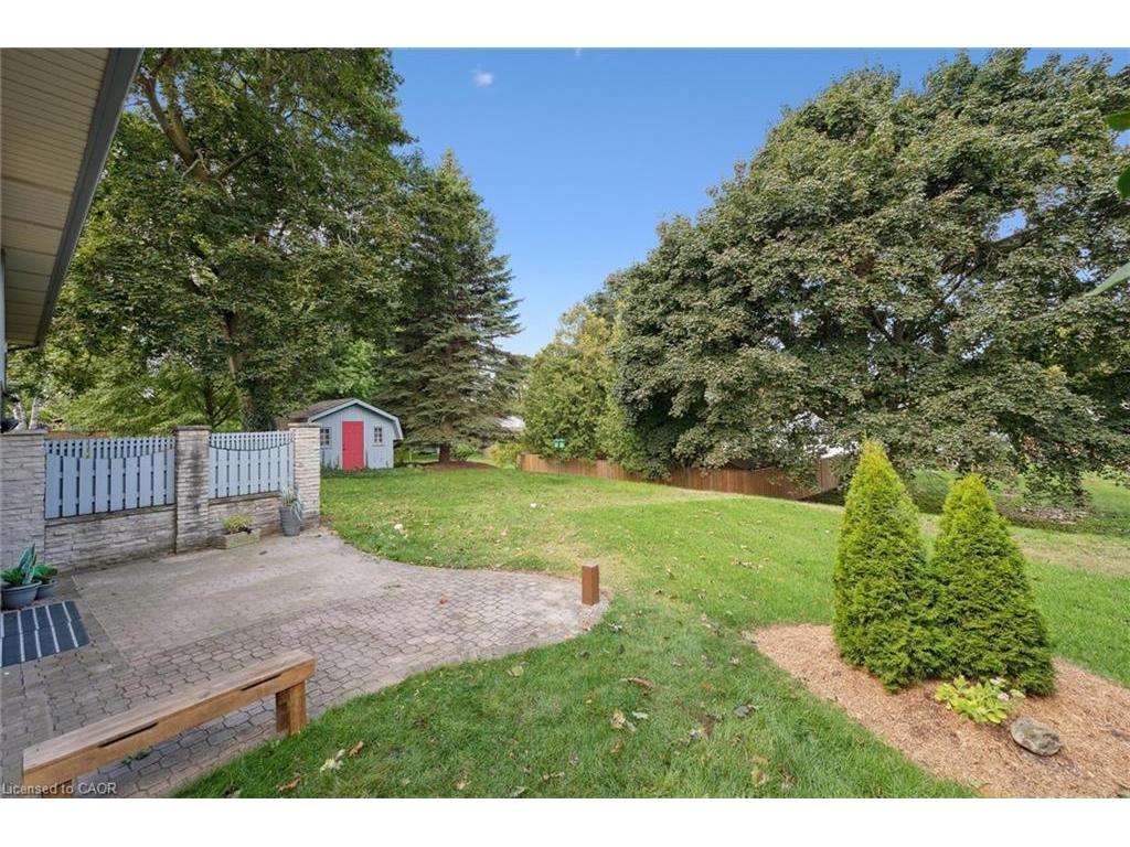 









272


Hartwood

Place,
Kitchener,




ON
N2H 6B5

