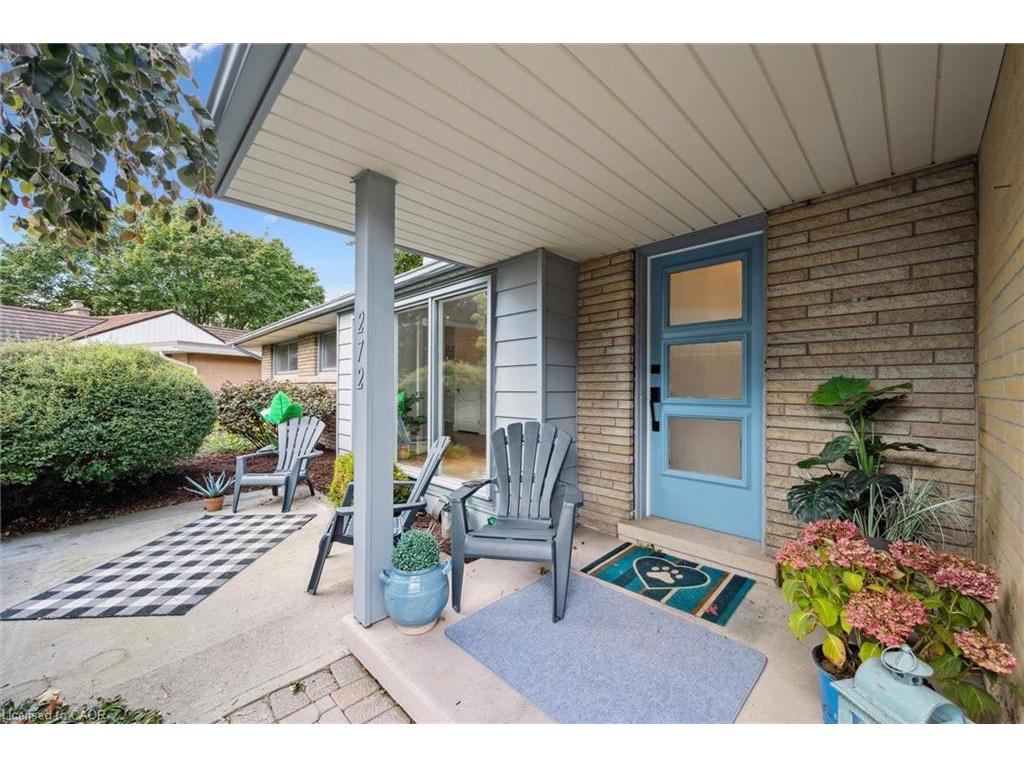 









272


Hartwood

Place,
Kitchener,




ON
N2H 6B5

