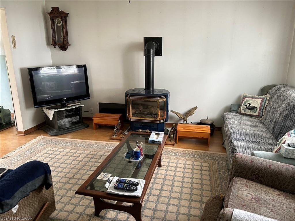 









2431


Lakeshore

Road,
Dunnville,




ON
N1A 2W8

