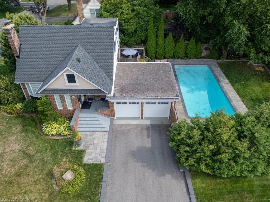 









886


Whitney

Drive,
Mississauga,




ON
L4Y 1E7

