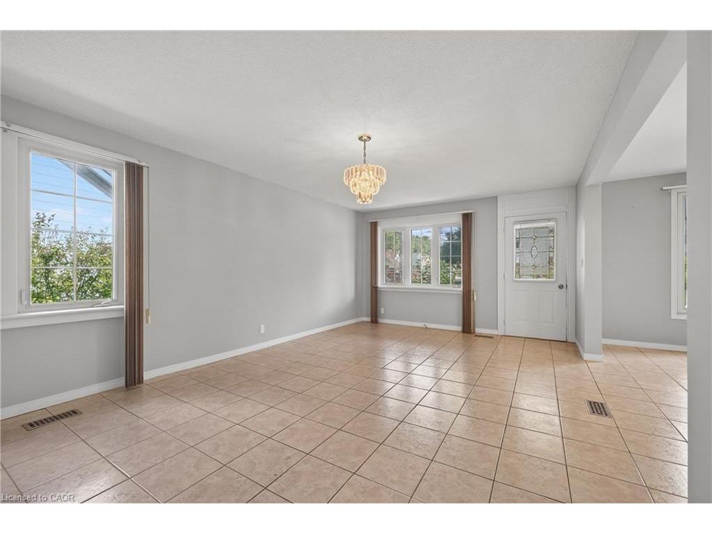 









233


High

Street,
London,




ON
N6C 4K9

