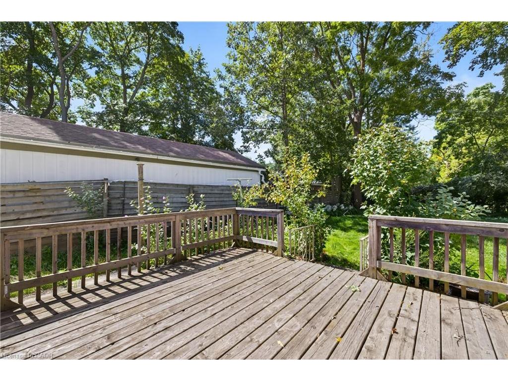 









233


High

Street,
London,




ON
N6C 4K9

