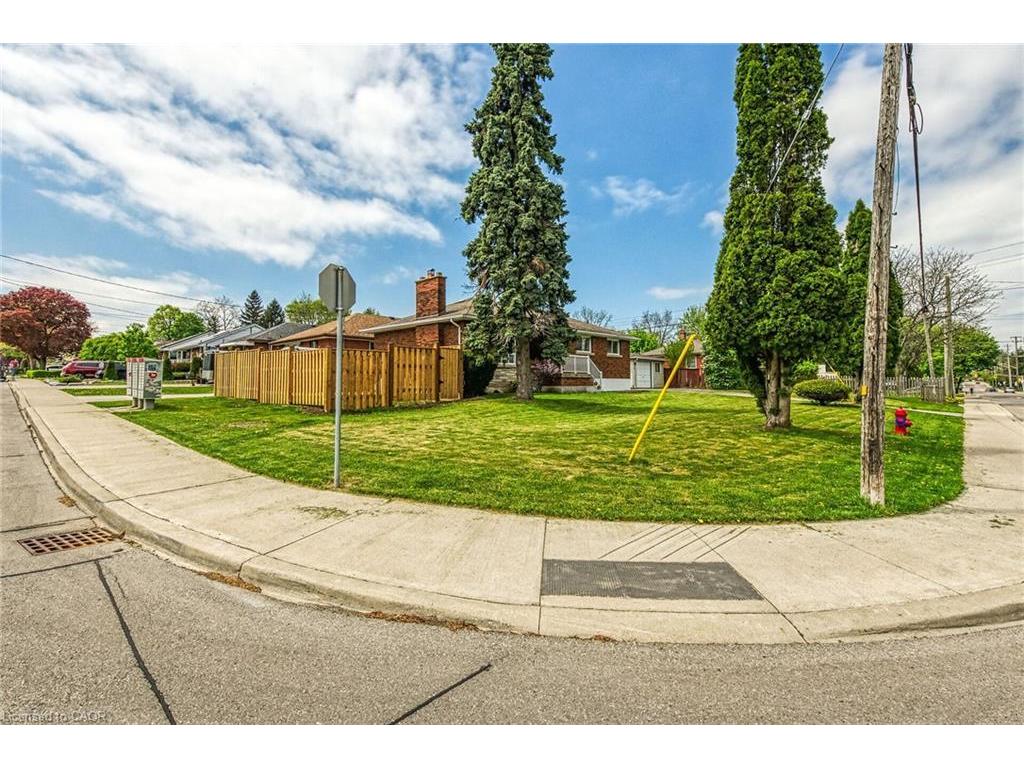 









131


Sanatorium

Road,
Hamilton,




ON
L9C 1Y9

