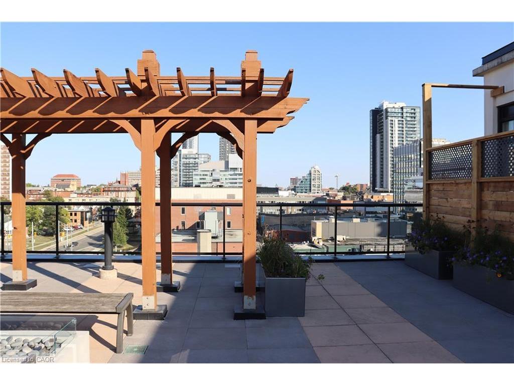 









404


King

Street West, 620,
Kitchener,




ON
N2G 4Z9

