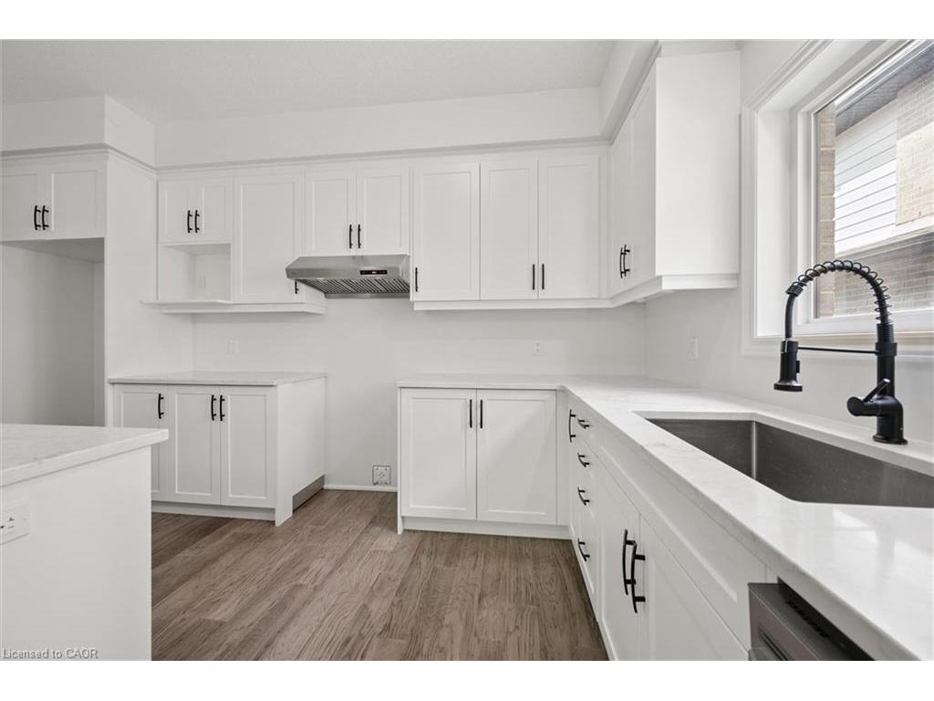 









252


Otterbein

Road,
Kitchener,




ON
N2B 0A7

