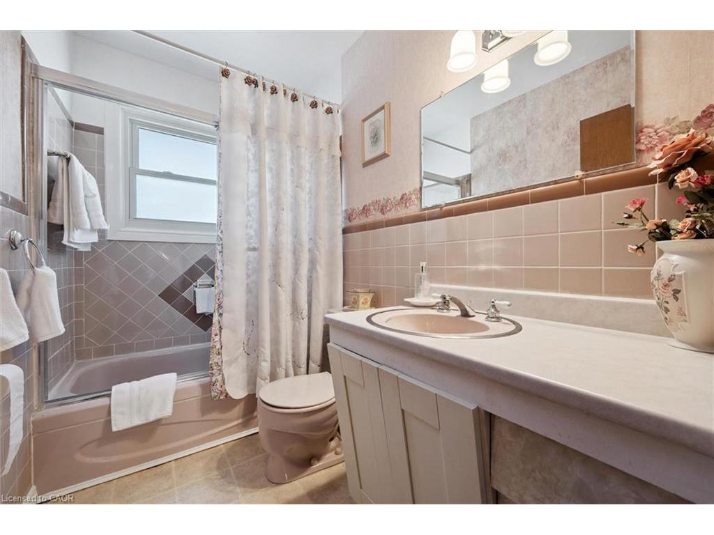 









136


Fairway

Road North,
Kitchener,




ON
N2A 2N6

