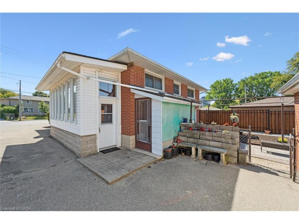 









136


Fairway

Road North,
Kitchener,




ON
N2A 2N6

