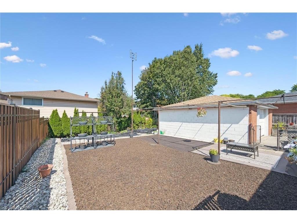 









136


Fairway

Road North,
Kitchener,




ON
N2A 2N6

