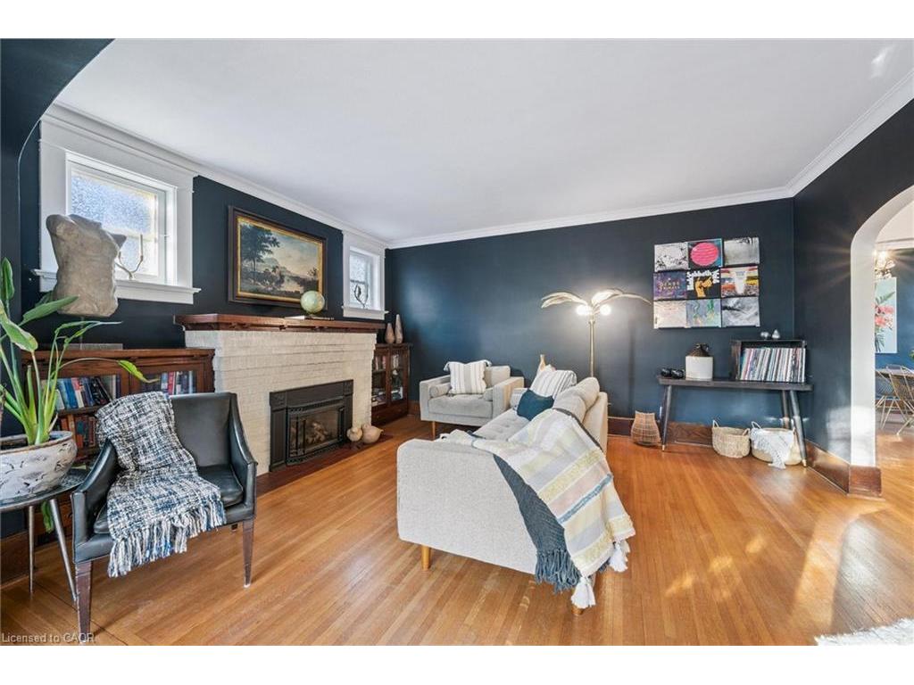 









76


Ahrens

Street West,
Kitchener,




ON
N2H 4C1

