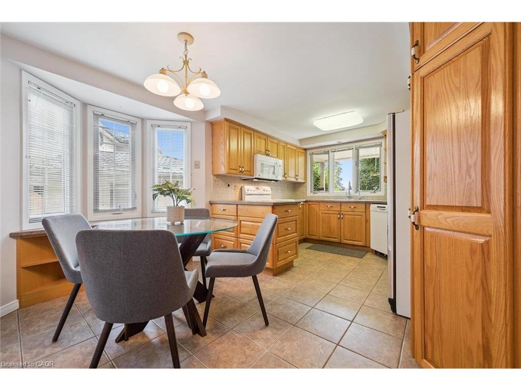 









15


Jodi

Place,
Guelph,




ON
N1H 7R1

