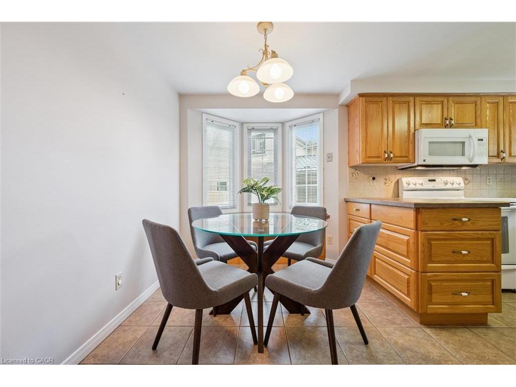 









15


Jodi

Place,
Guelph,




ON
N1H 7R1

