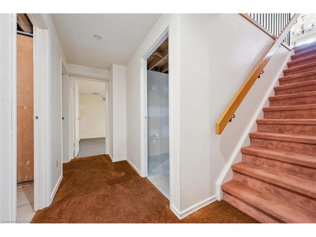 









15


Jodi

Place,
Guelph,




ON
N1H 7R1

