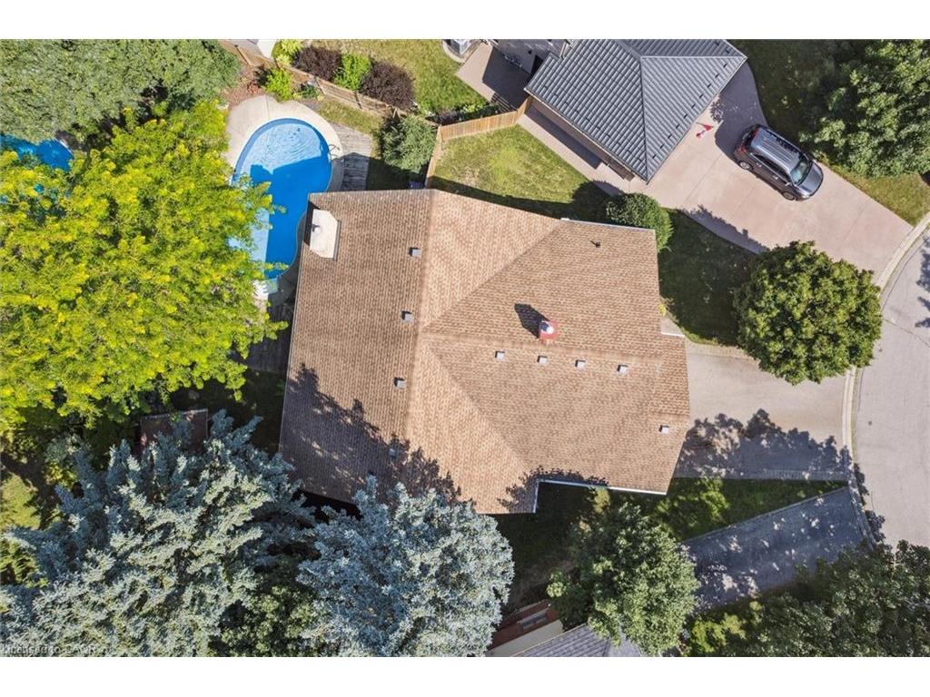 









15


Jodi

Place,
Guelph,




ON
N1H 7R1

