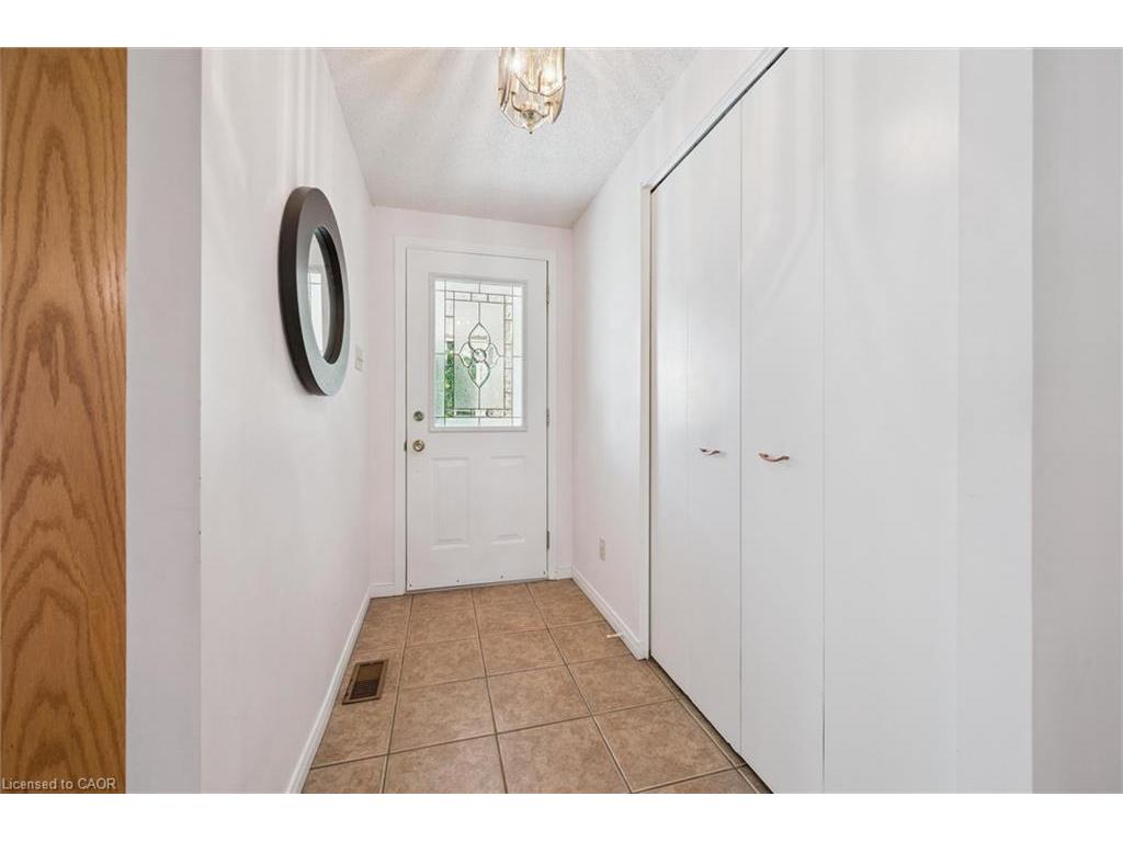 









15


Jodi

Place,
Guelph,




ON
N1H 7R1


