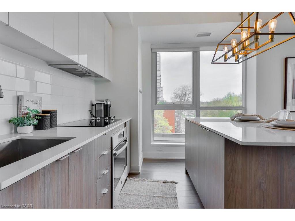 









8


Ann

Street, 401,
Mississauga,




ON
L5G 3E6

