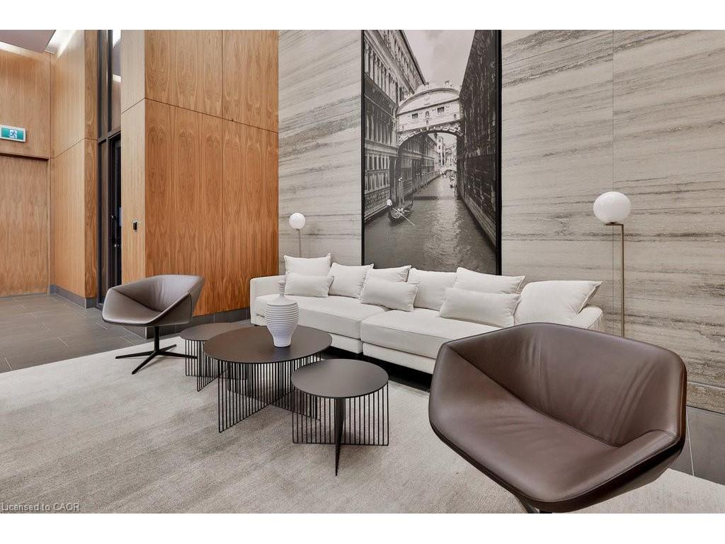 









8


Ann

Street, 401,
Mississauga,




ON
L5G 3E6

