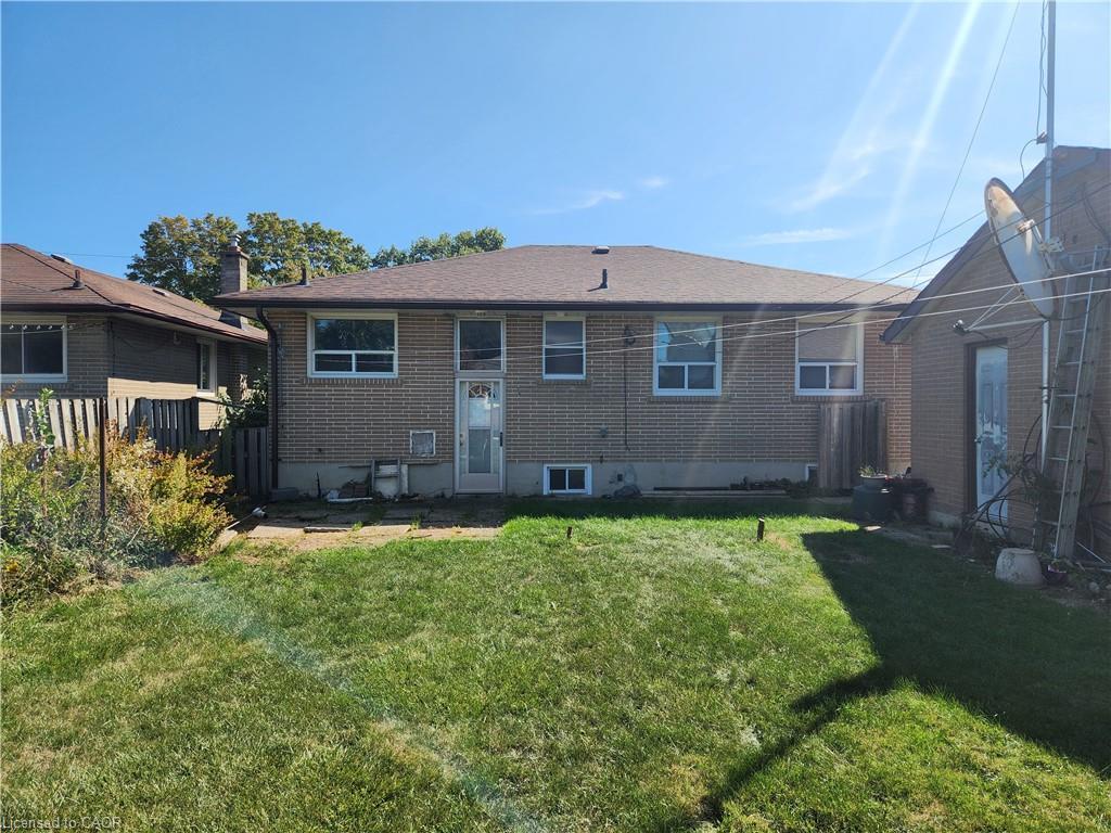 









6


Hoshlega

Drive,
Scarborough,




ON
M1G 2X5

