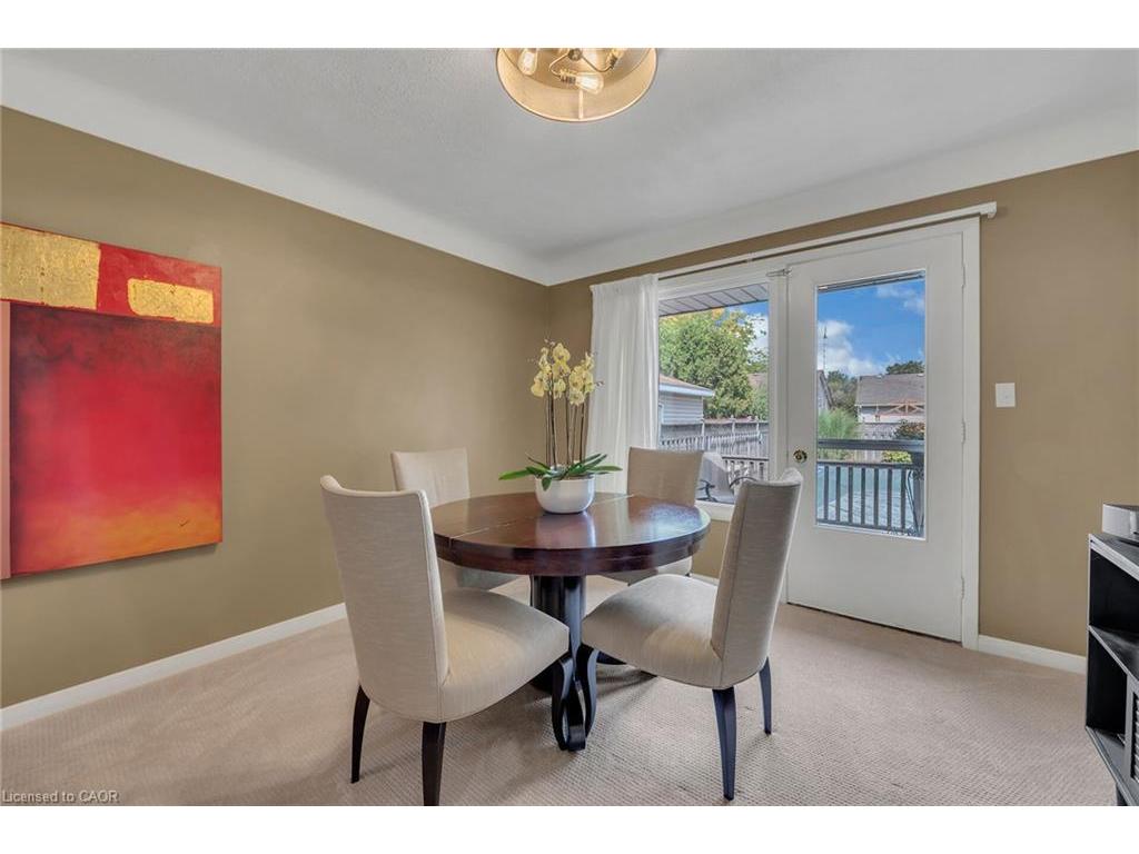 









325


Brookfield

Boulevard,
Dunnville,




ON
N1A 1L7

