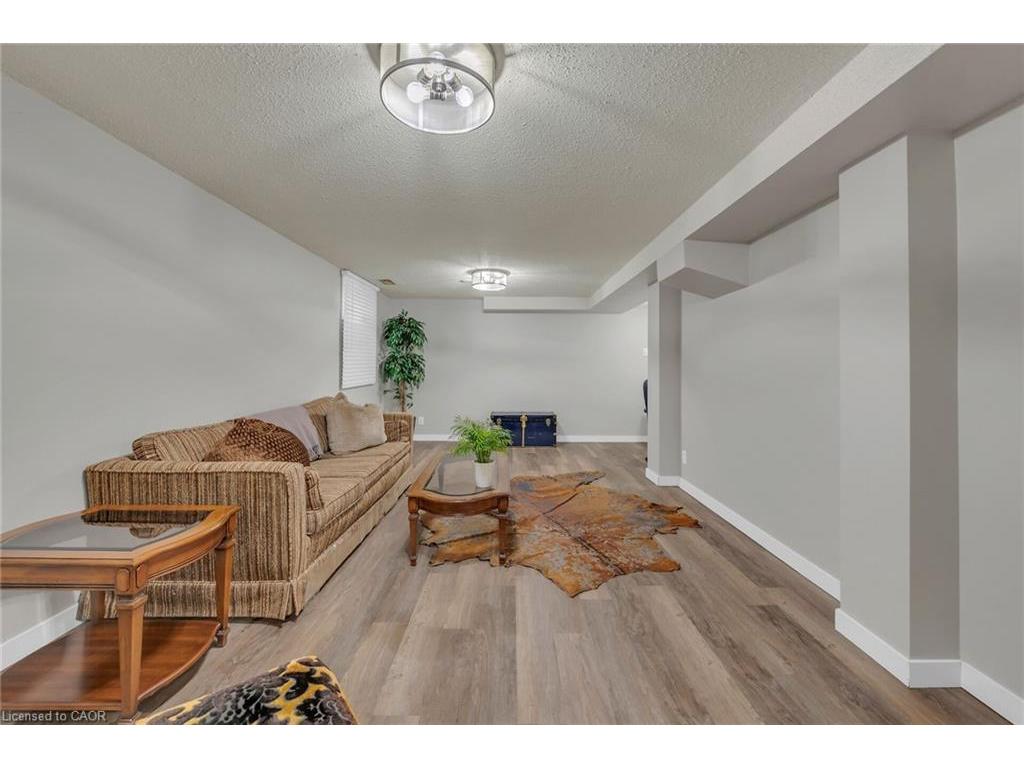 









325


Brookfield

Boulevard,
Dunnville,




ON
N1A 1L7

