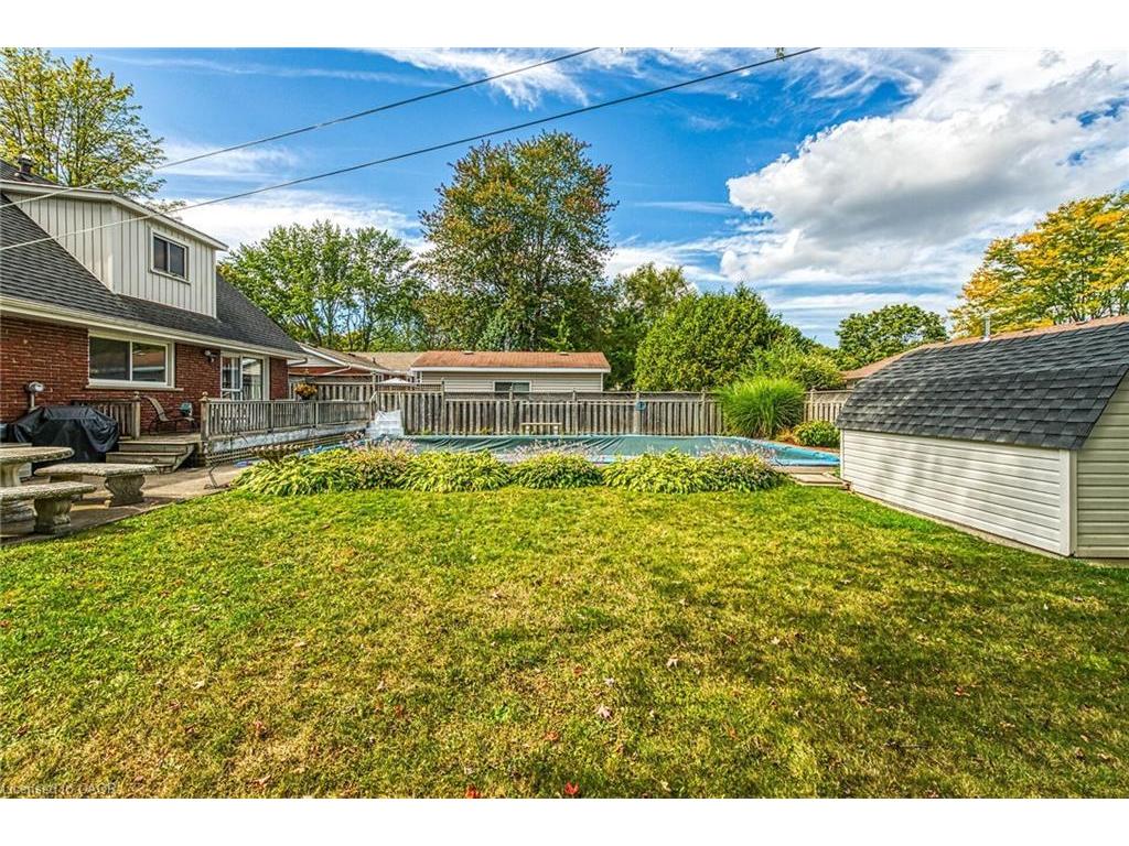 









325


Brookfield

Boulevard,
Dunnville,




ON
N1A 1L7

