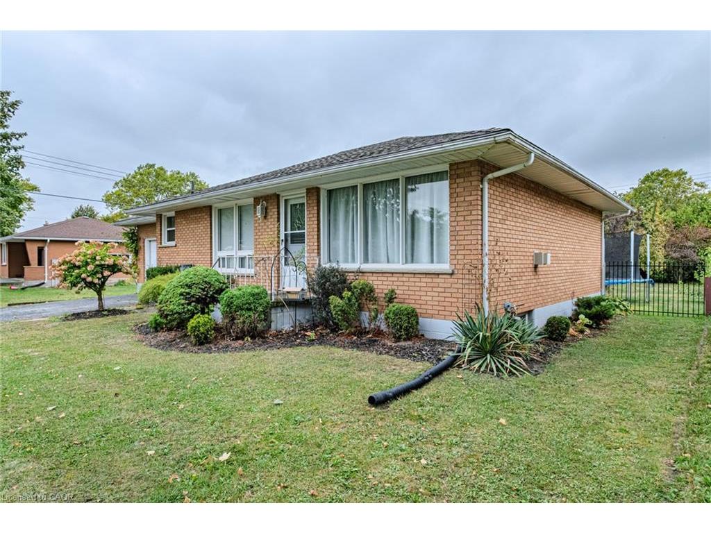 









195


Connaught

Avenue,
Delhi,




ON
N4B 1L2

