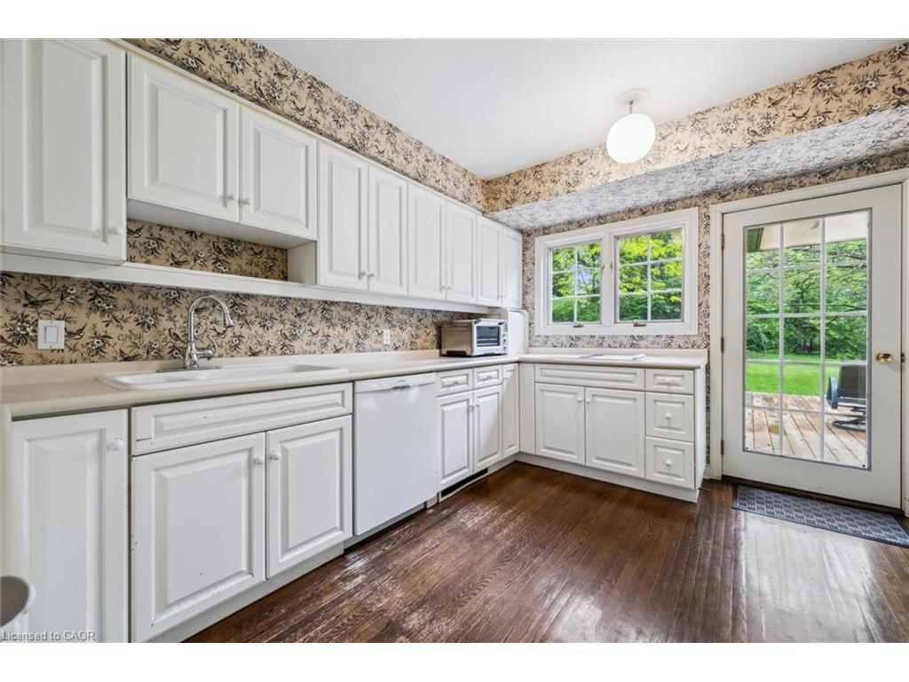 









29


Lynwood

Place,
Guelph,




ON
N1G 2V9

