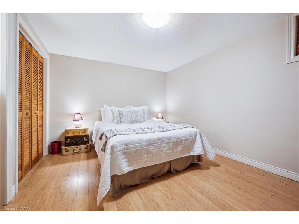 









29


Lynwood

Place,
Guelph,




ON
N1G 2V9

